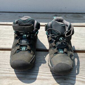 Keen Kid's Hiking Boots - Child size 10 - Velcro